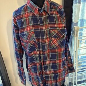 Mens Van Heusen XL flannel